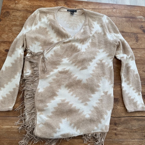 INC International Concept Soft Tan and Cream Fringed Open Cardigan Women’s M GUC - Picture 6 of 11